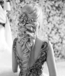 elegant spring bridal hair 2