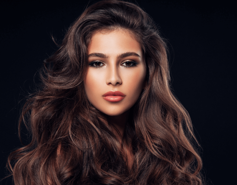 Warren Tricomi hair salons in NYC and beyond offer hair extensions services.